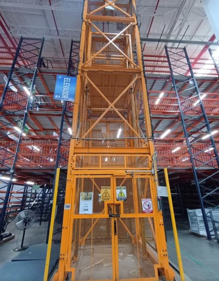 208-freight-lift-rabin-worldwide