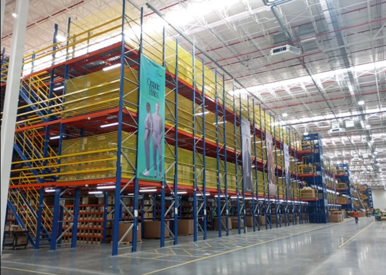 hilco-mezzanine-rack-loading-1093-rabin-worldwide